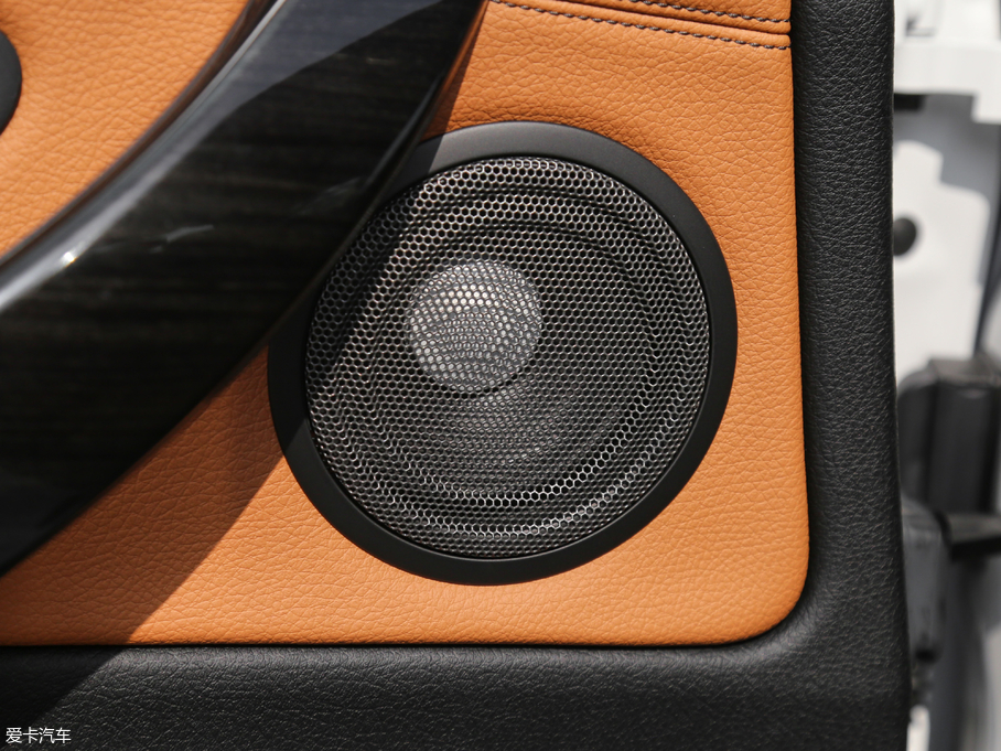 2018R3ϵGT 320i AOӋb