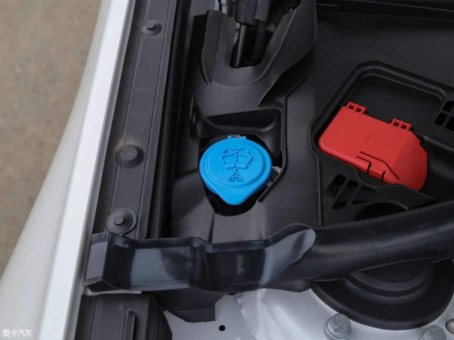 2018R3ϵGT 320i AOӋb