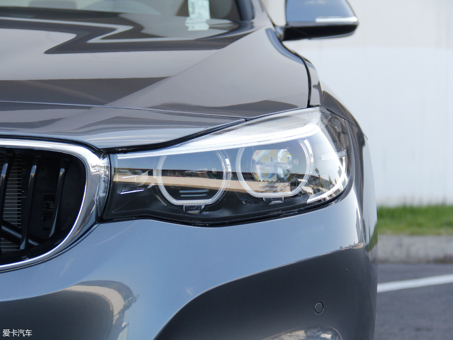 2018R3ϵGT 320i M \