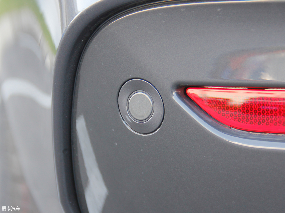 2018R3ϵGT 320i M \