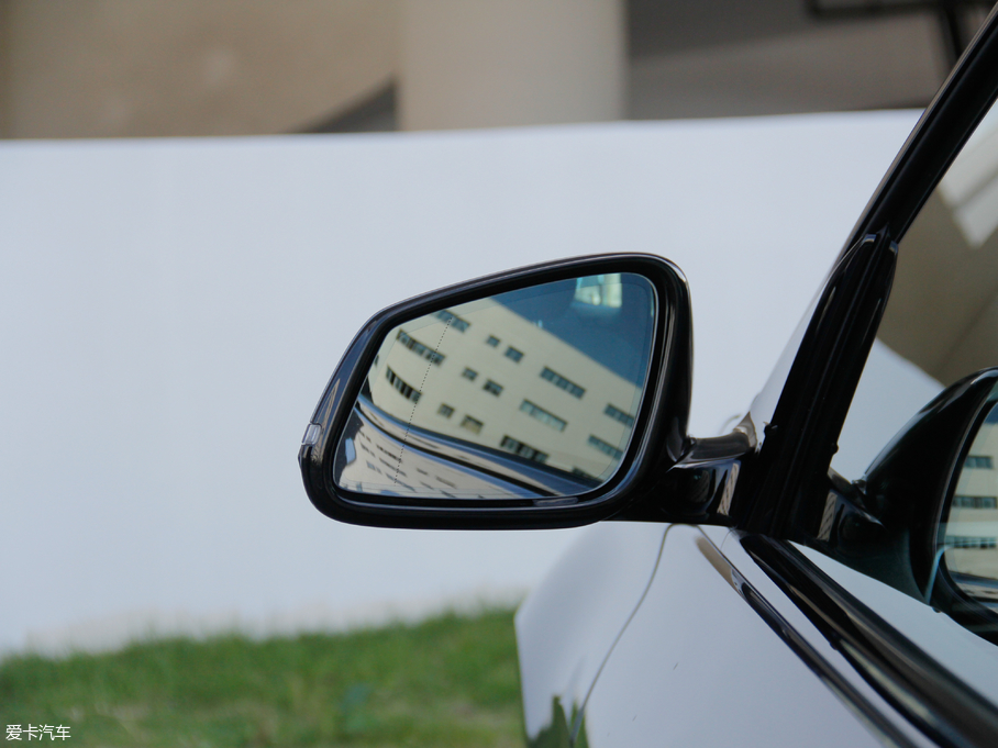 2018R3ϵGT 320i M \