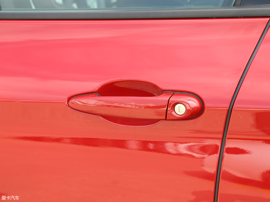 2018R3ϵGT 320i r