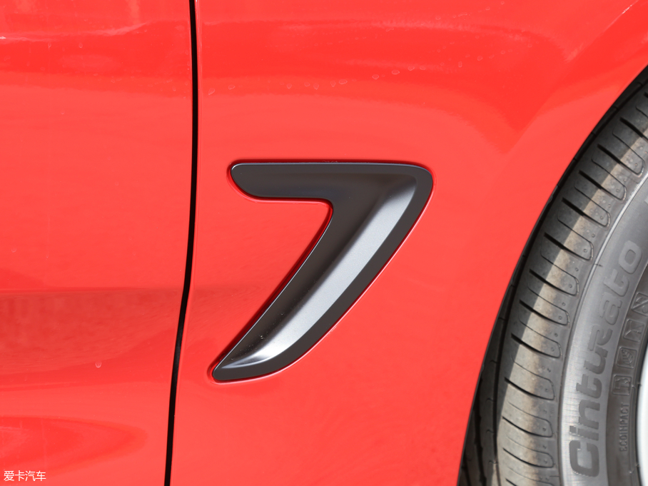 2018R3ϵGT 320i r