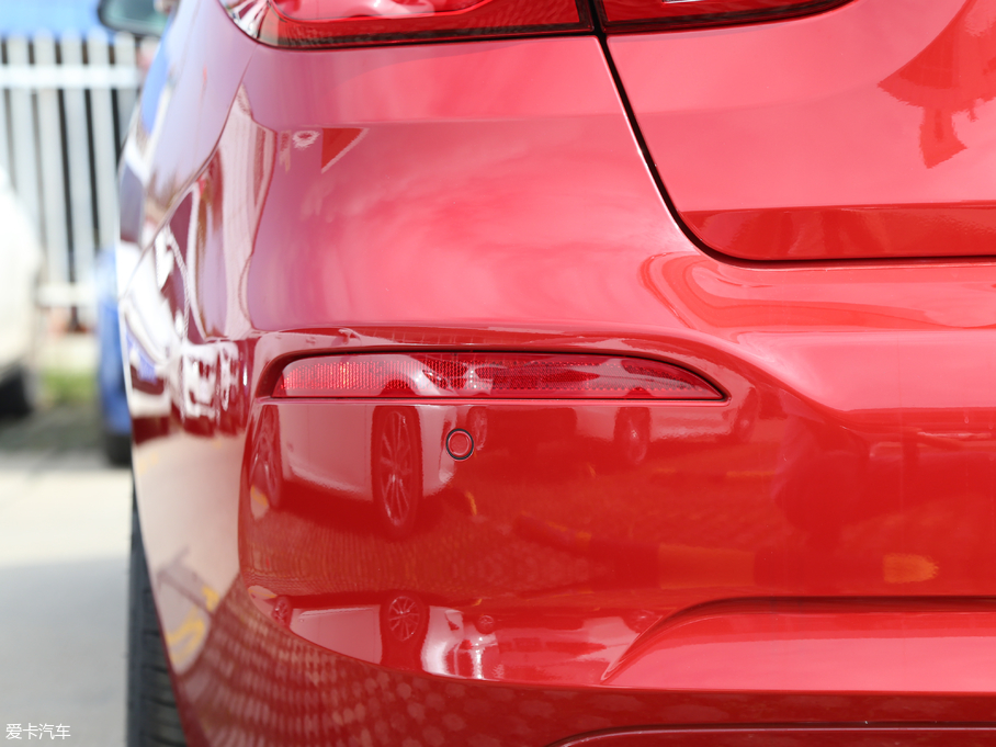 2018R3ϵGT 320i r