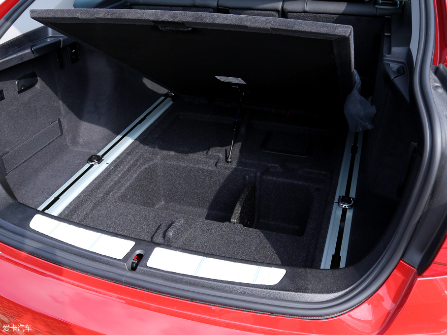 2018R3ϵGT 320i r