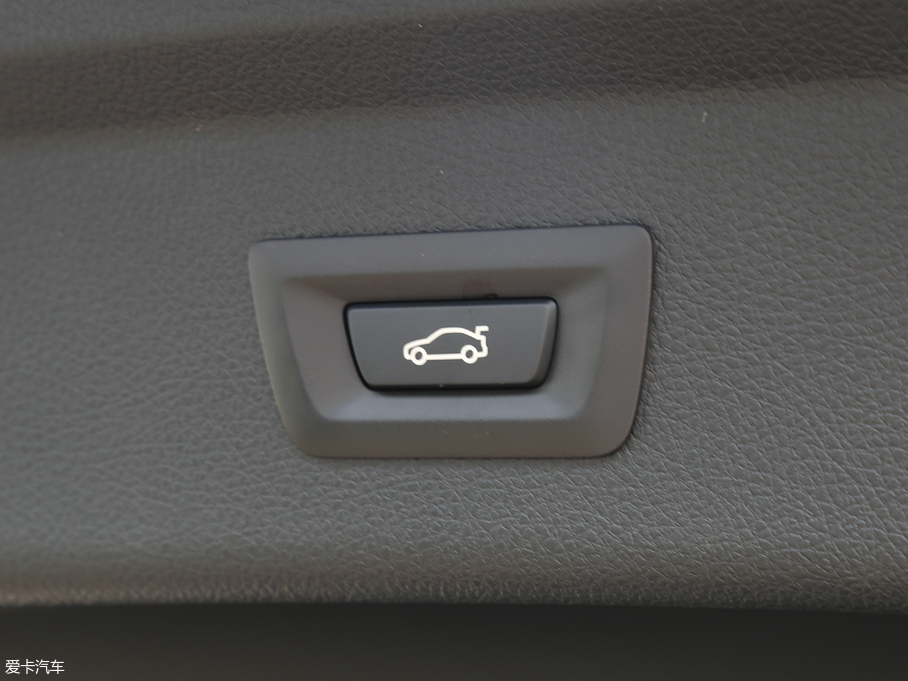 2018R3ϵGT 320i r