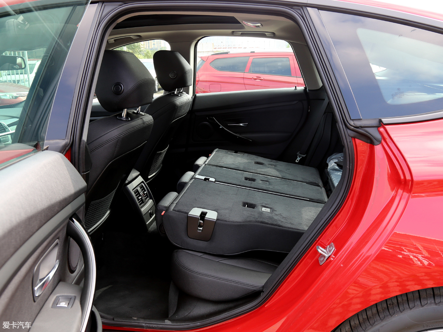 2018R3ϵGT 320i r