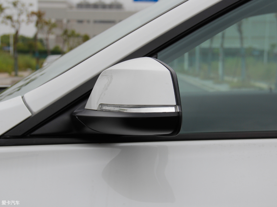 2018R3ϵGT 320i r