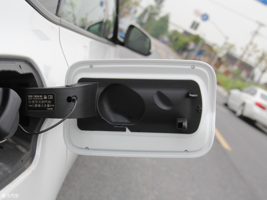 2018R3ϵGT 320i r(sh)