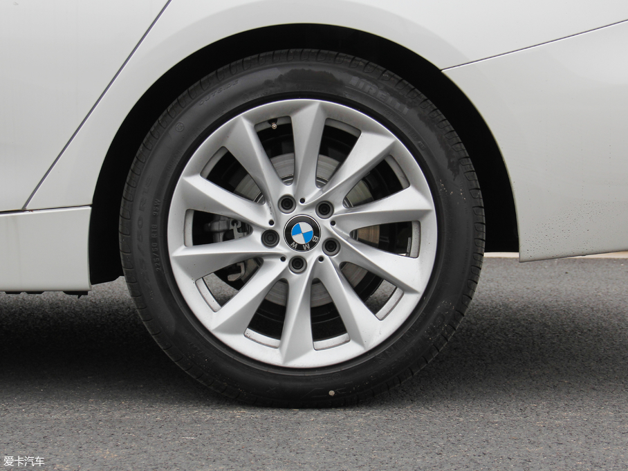 2018R3ϵGT 320i r