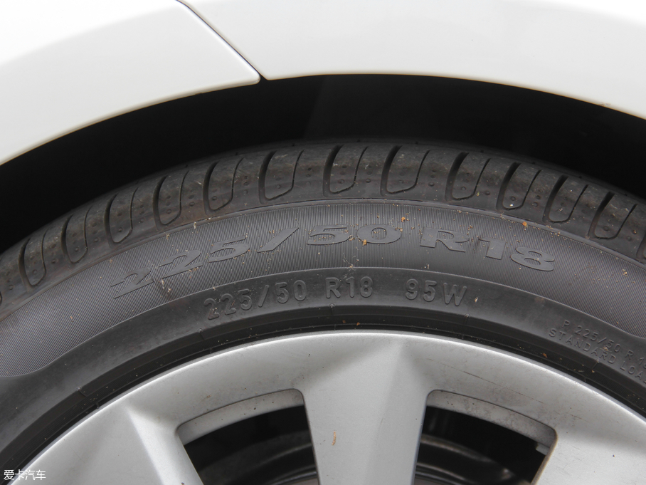 2018R3ϵGT 320i r