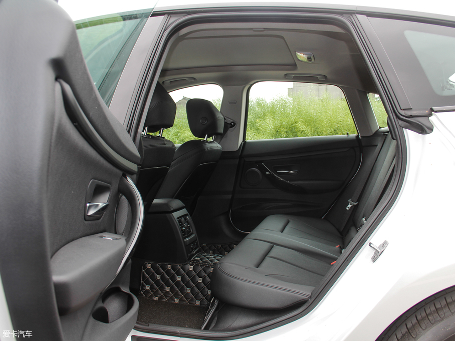 2018R3ϵGT 320i r(sh)