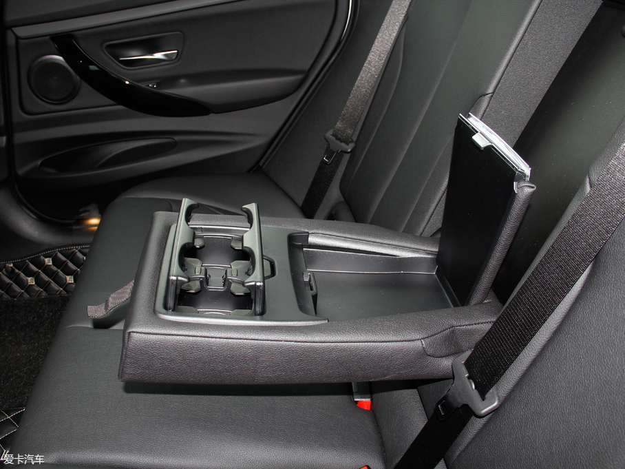 2018R3ϵGT 320i r