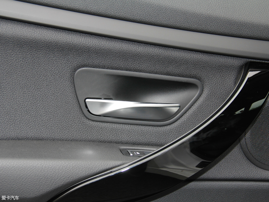 2018R3ϵGT 320i r