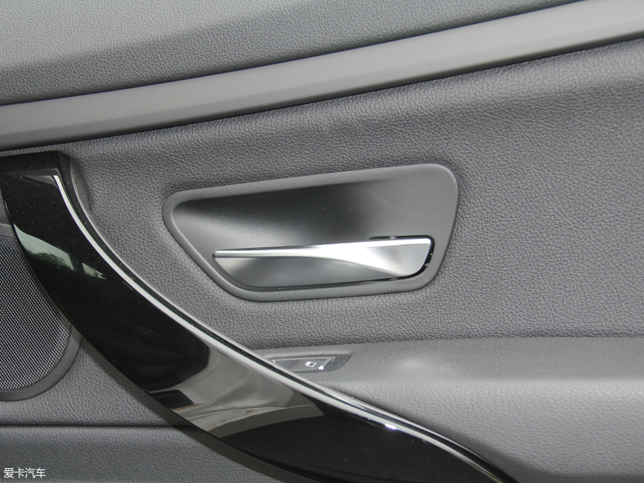 2018R3ϵGT 320i r