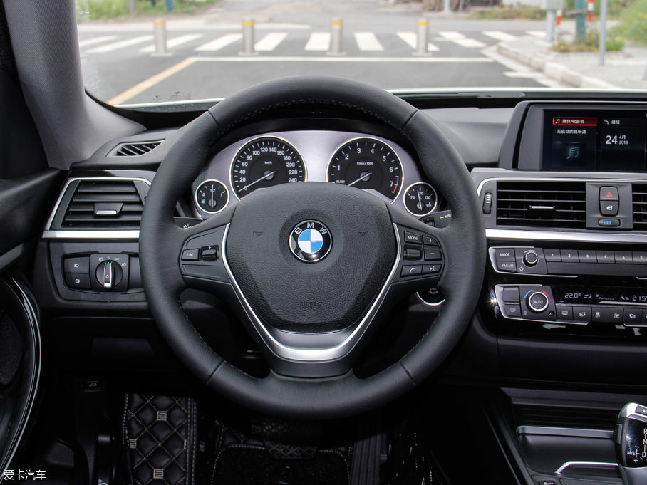 2018R3ϵGT 320i r