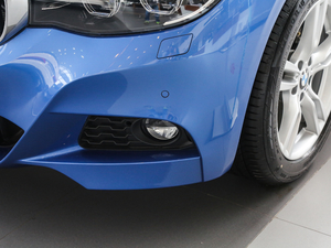 2018330i xDrive M \ (ji)^