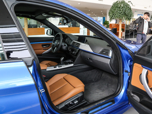 2018330i xDrive M \ g