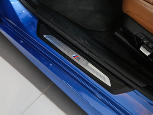 2018330i xDrive M \(yn)(dng) g