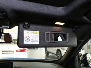 2018330i xDrive M \(yn)(dng) g