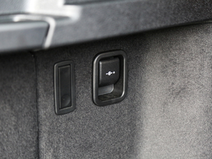 2018330i xDrive M \(yn)(dng) g