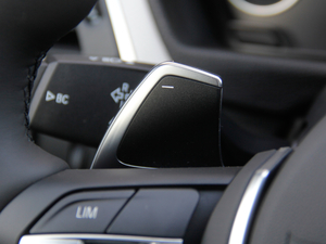 2018320i M \ п؅^(q)