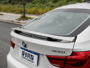 2018款320i 时尚型 细节外观
