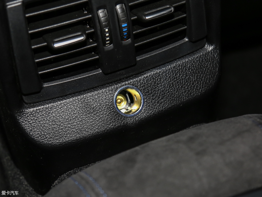 2018R2ϵ 225i M\(yn)(dng)