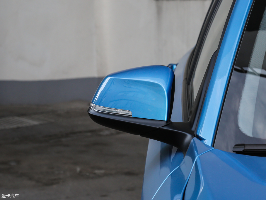 2018R1ϵɎ 118i \OӋb