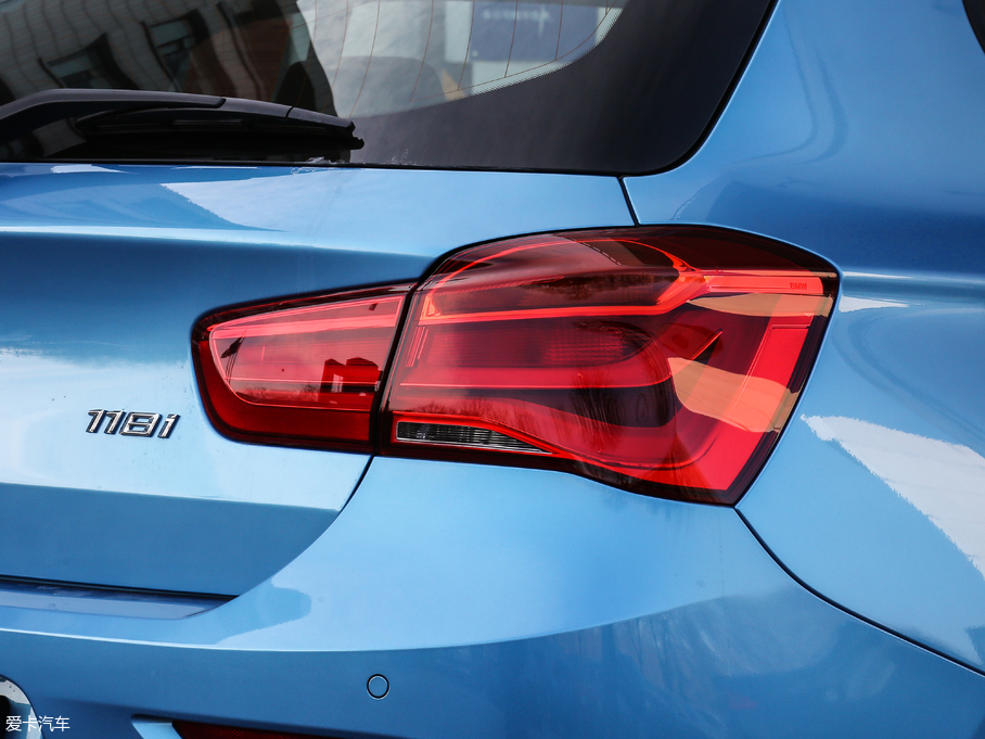 2018R1ϵɎ 118i \OӋb