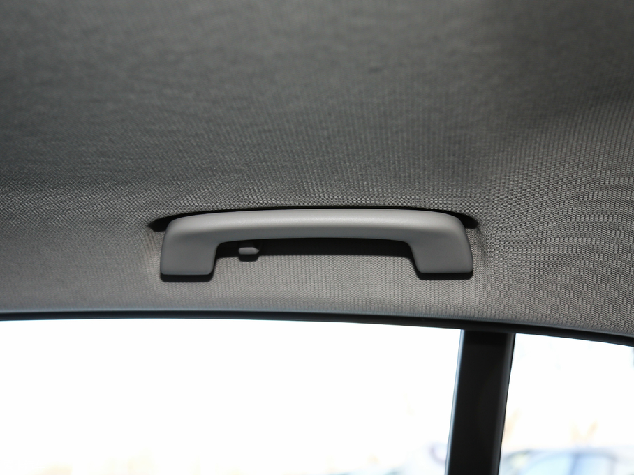 2018R1ϵɎ 118i \OӋb