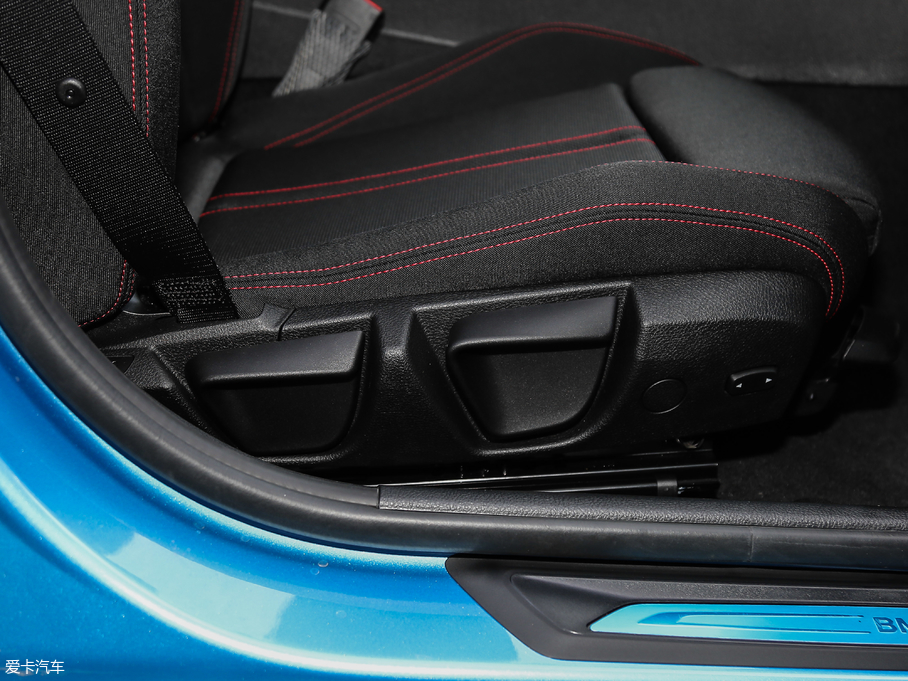 2018R1ϵɎ 118i \OӋb