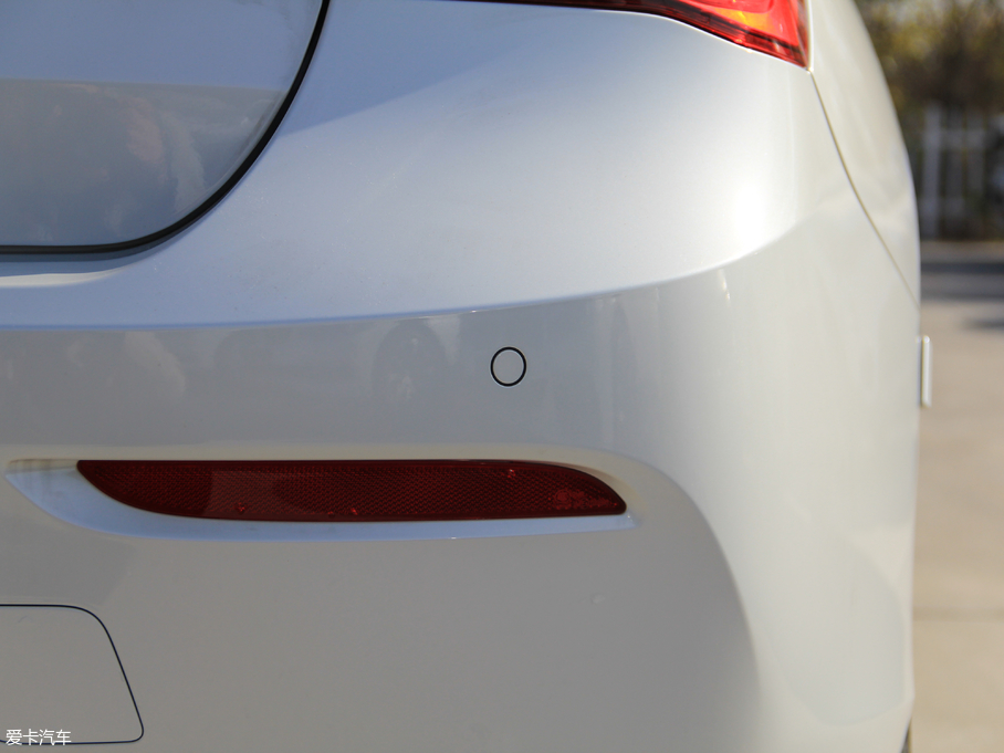 2018R1ϵɎ 118i \OӋb