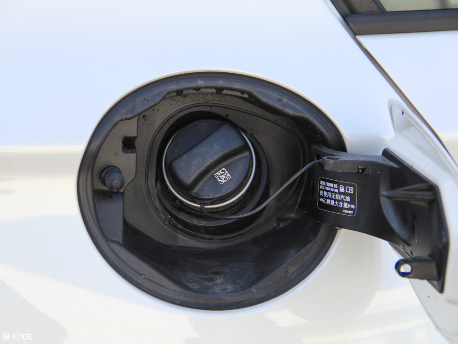 2018R1ϵɎ 118i \OӋb