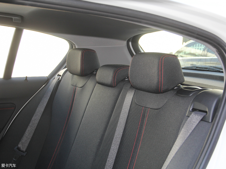 2018R1ϵɎ 118i \OӋb