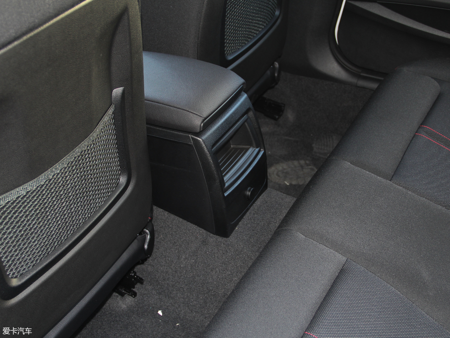 2018R1ϵɎ 118i \OӋb