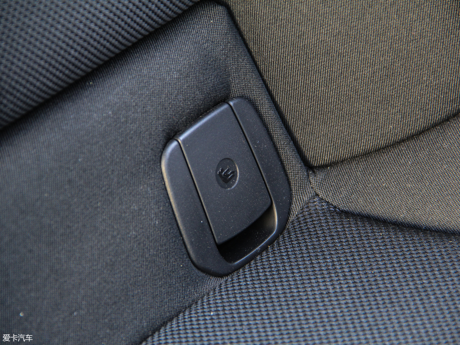 2018R1ϵɎ 118i \OӋb