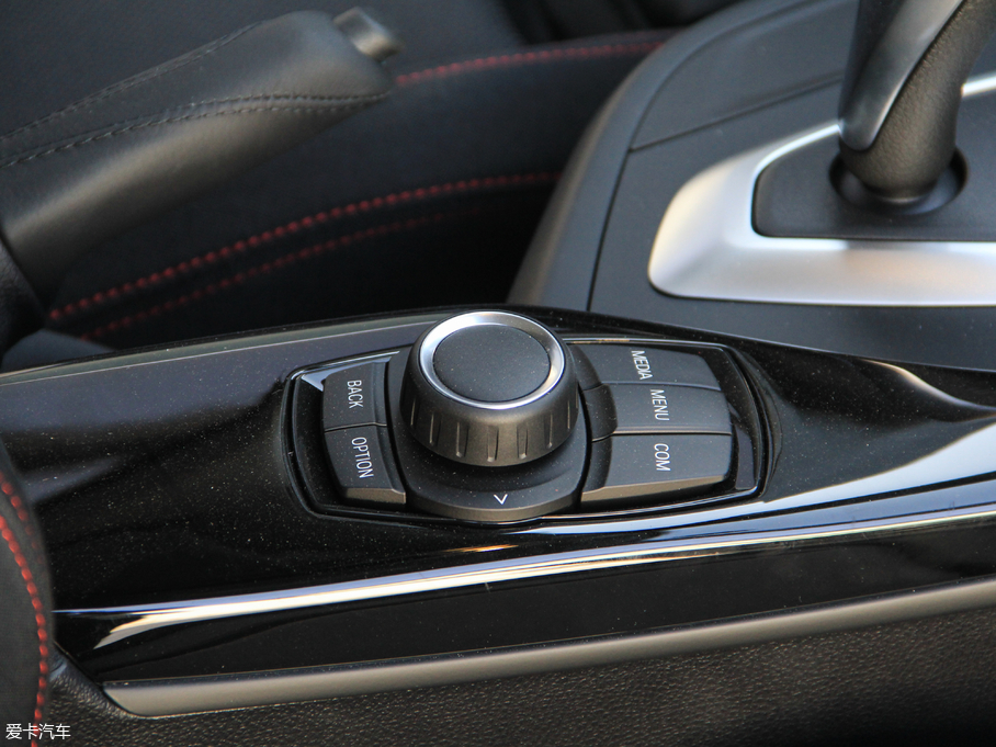 2018R1ϵɎ 118i \OӋb