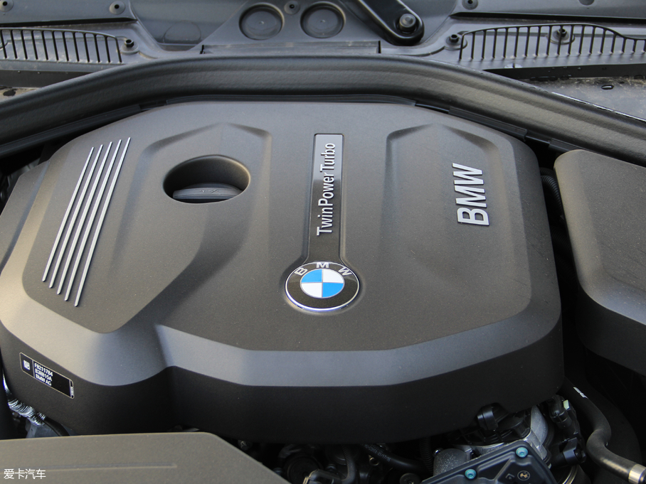 2018R1ϵɎ 118i \OӋb