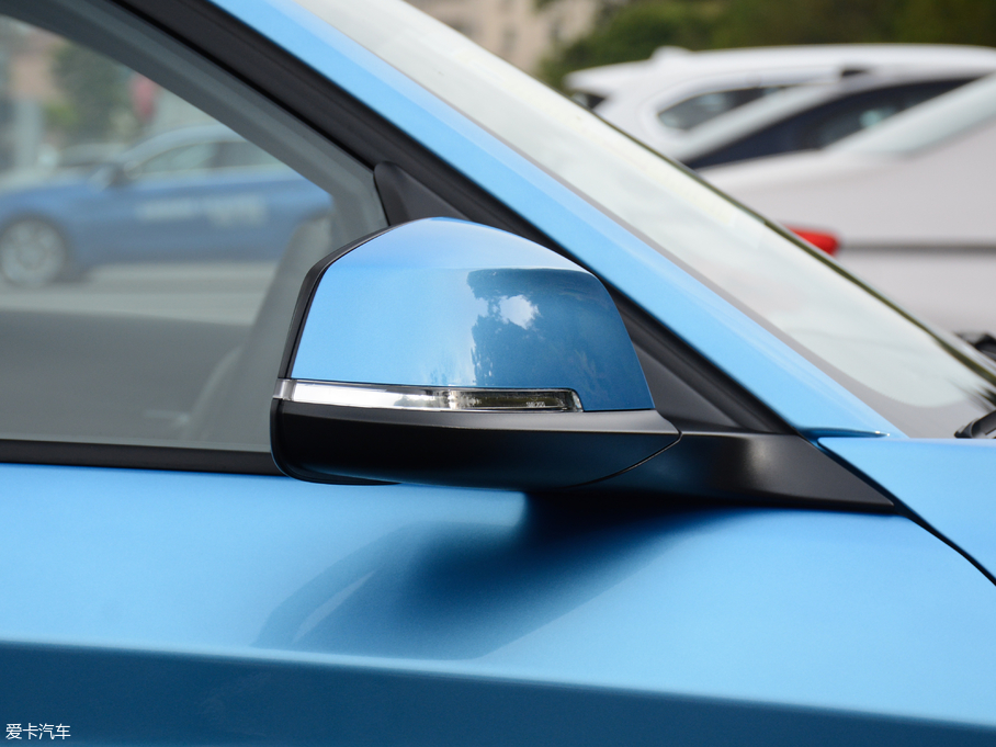 2018R1ϵɎ 118i I