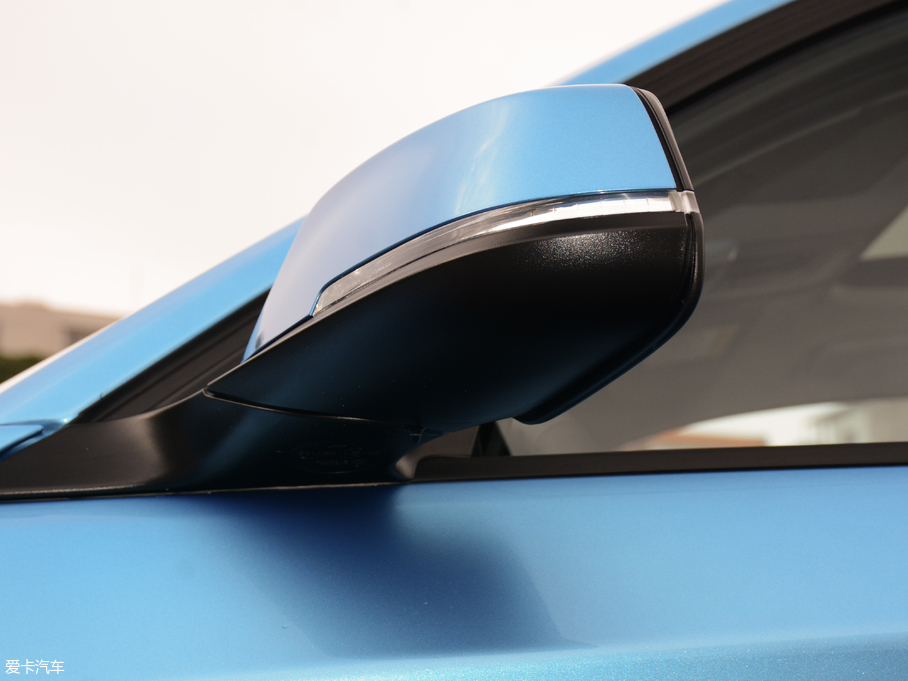 2018R1ϵɎ 118i I(lng)