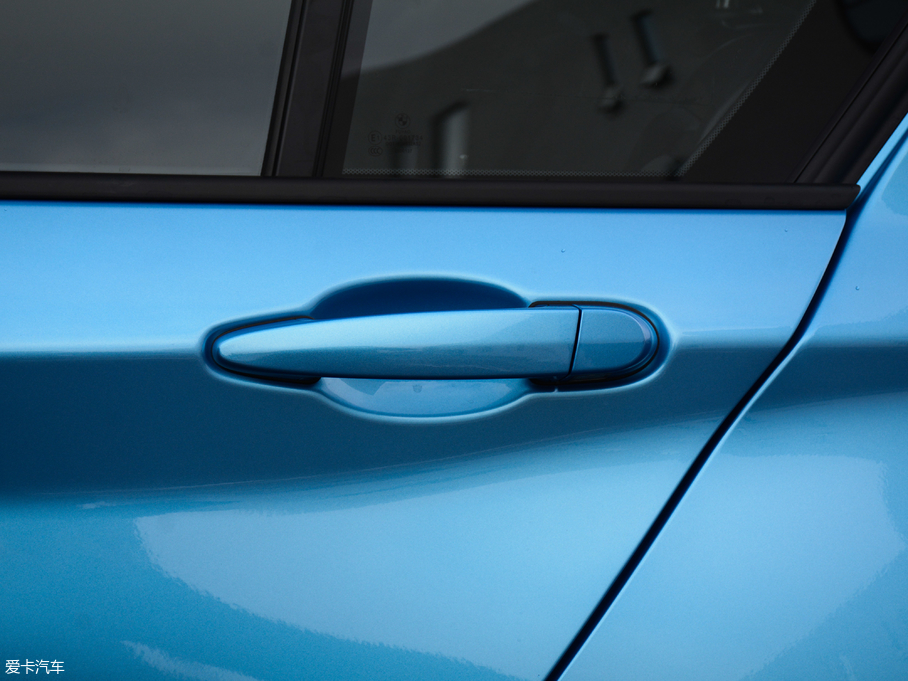 2018R1ϵɎ 118i I