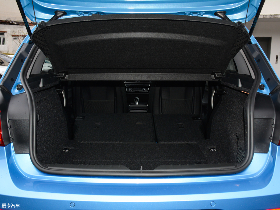 2018R1ϵɎ 118i I