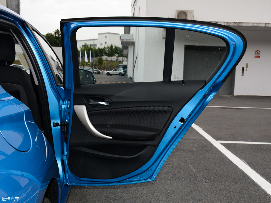 2018R1ϵɎ 118i I