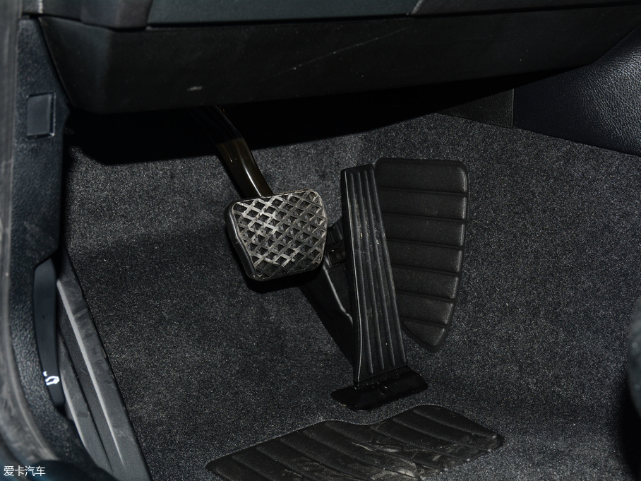 2018R1ϵɎ 118i I