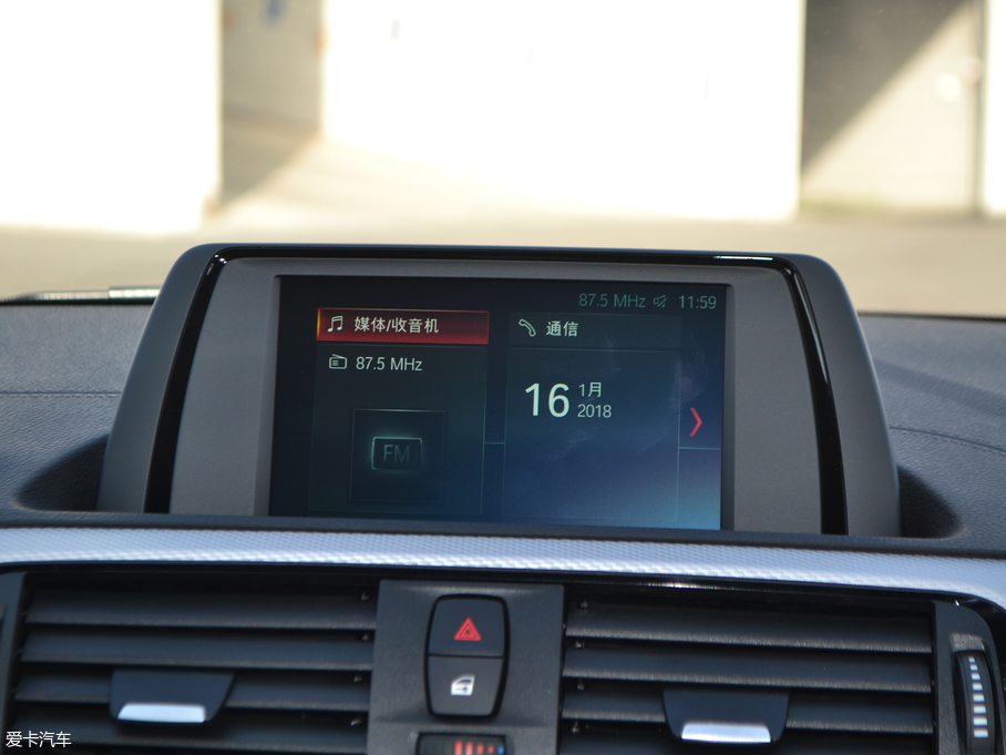 2018R1ϵɎ 120i M\b