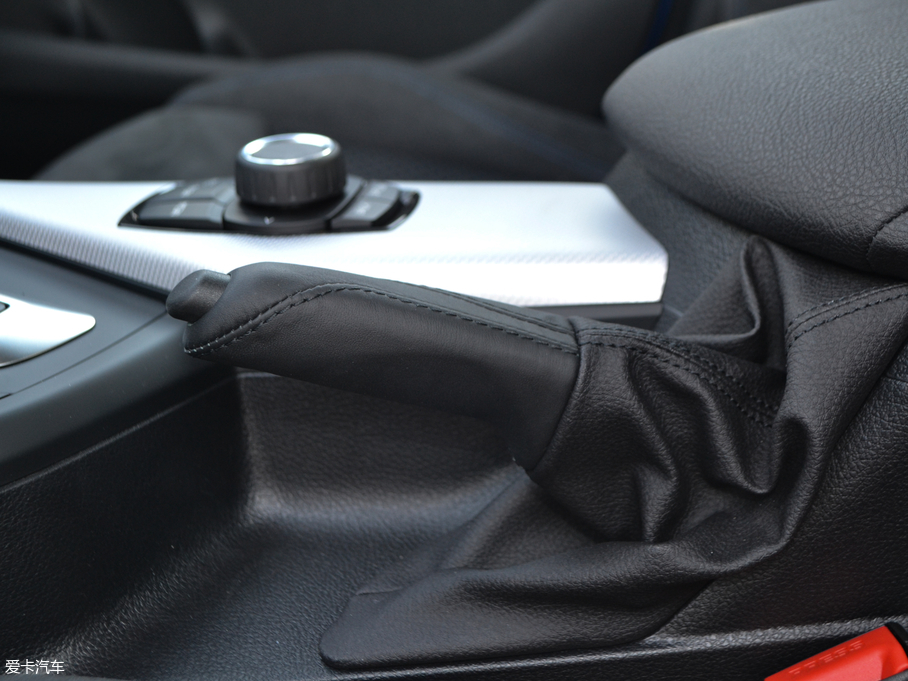 2018R1ϵɎ 120i M\b