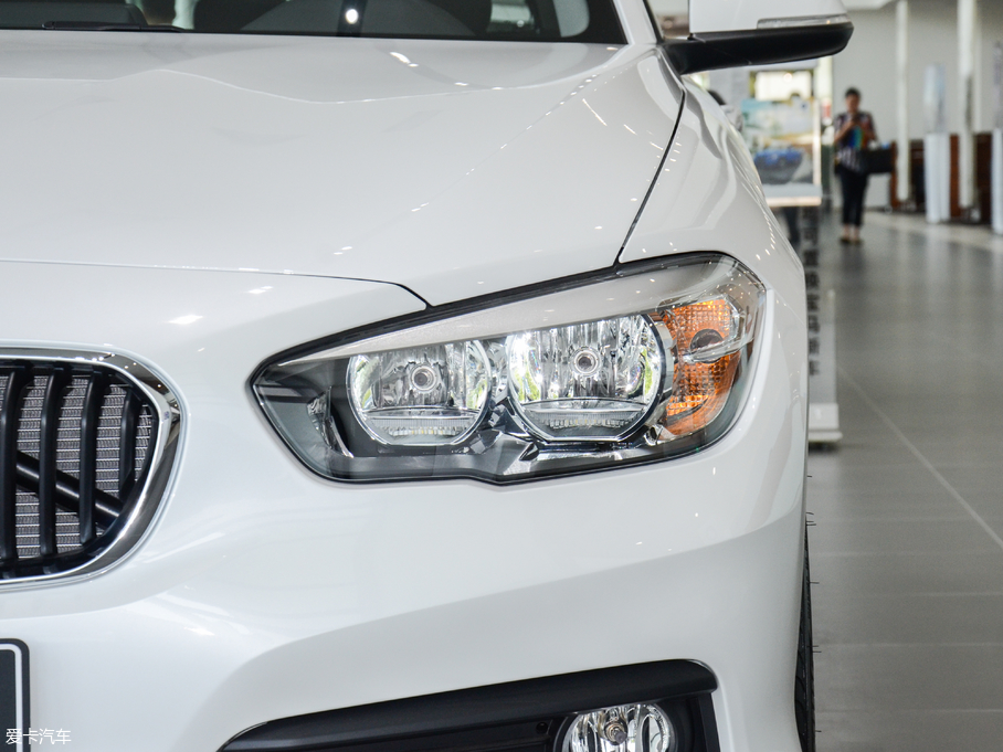 2018R1ϵɎ 118i I