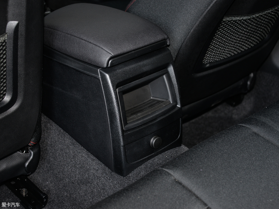 2018R1ϵɎ 118i I(lng)