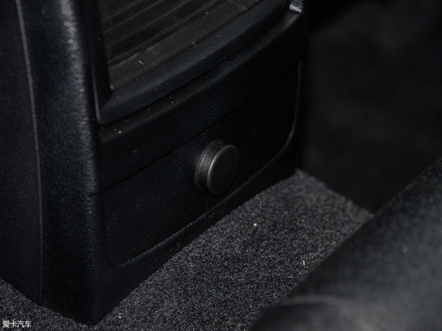 2018R1ϵɎ 118i I